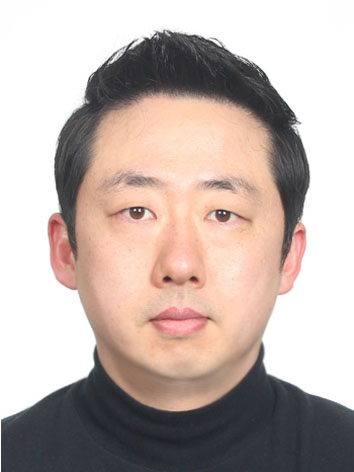 김OO 조교수(겸임) 사진